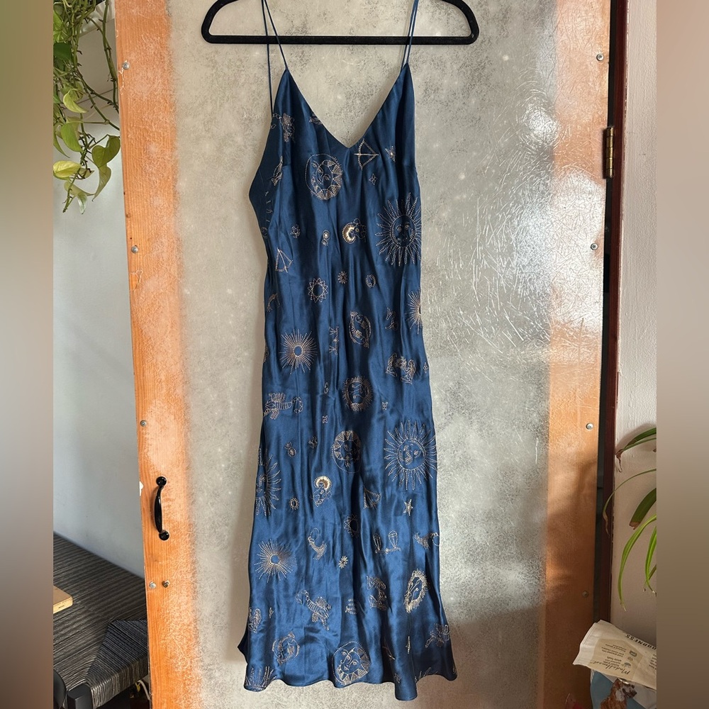 Realisation Par Astrology Dress